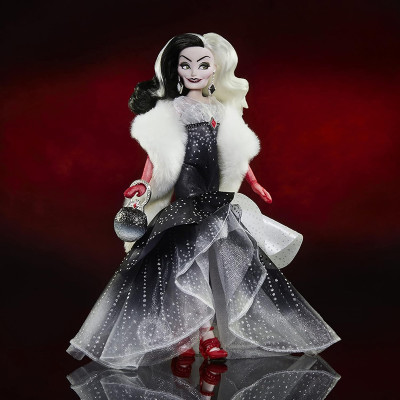 HASBRO MUÑECA CRUELLA DE...