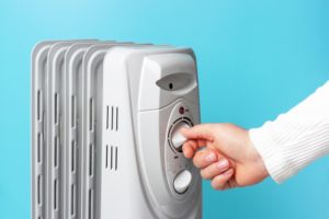 Qué tipo de estufa eléctrica consume menos energía?